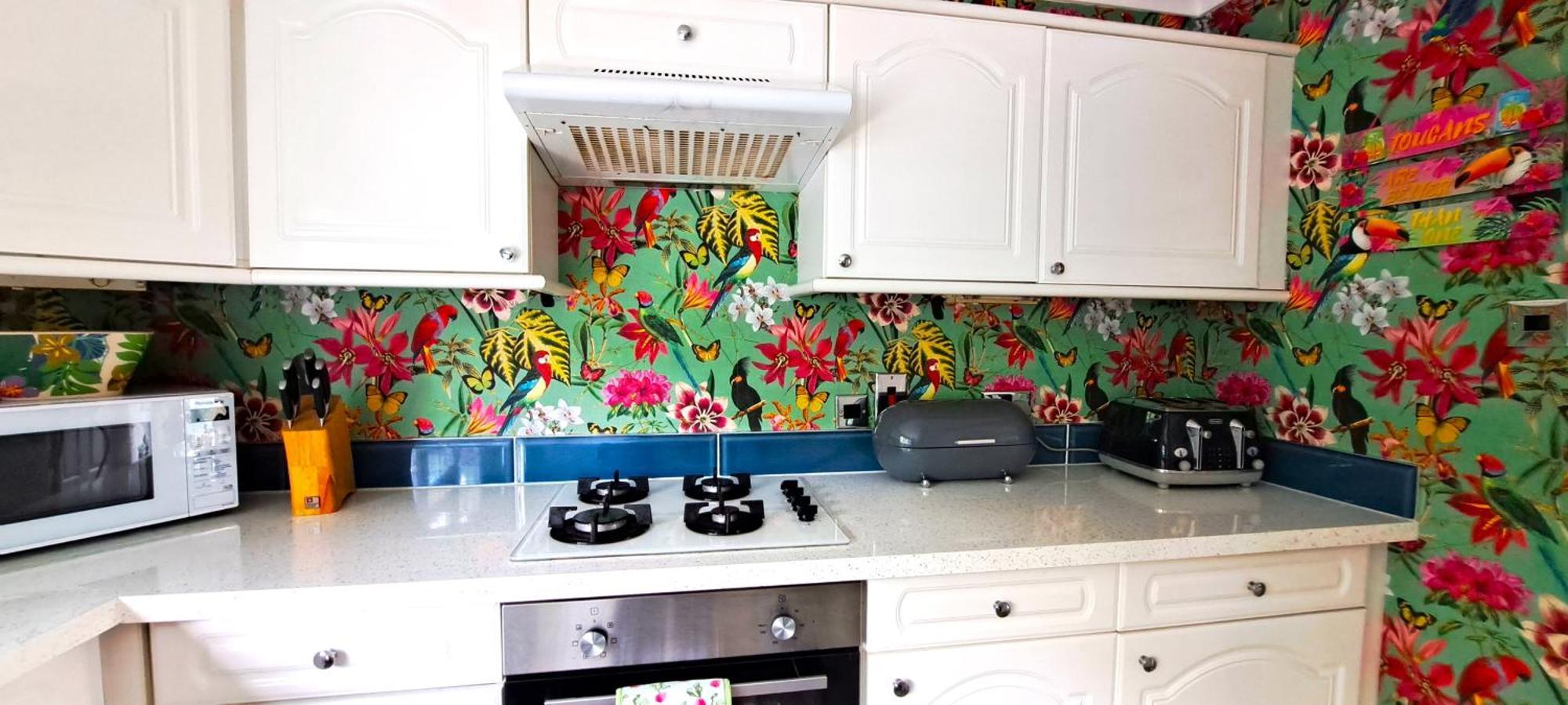 Lakeland Lodge With Private Hot Tub And Fishing Hatfield Peverel Bagian luar foto
